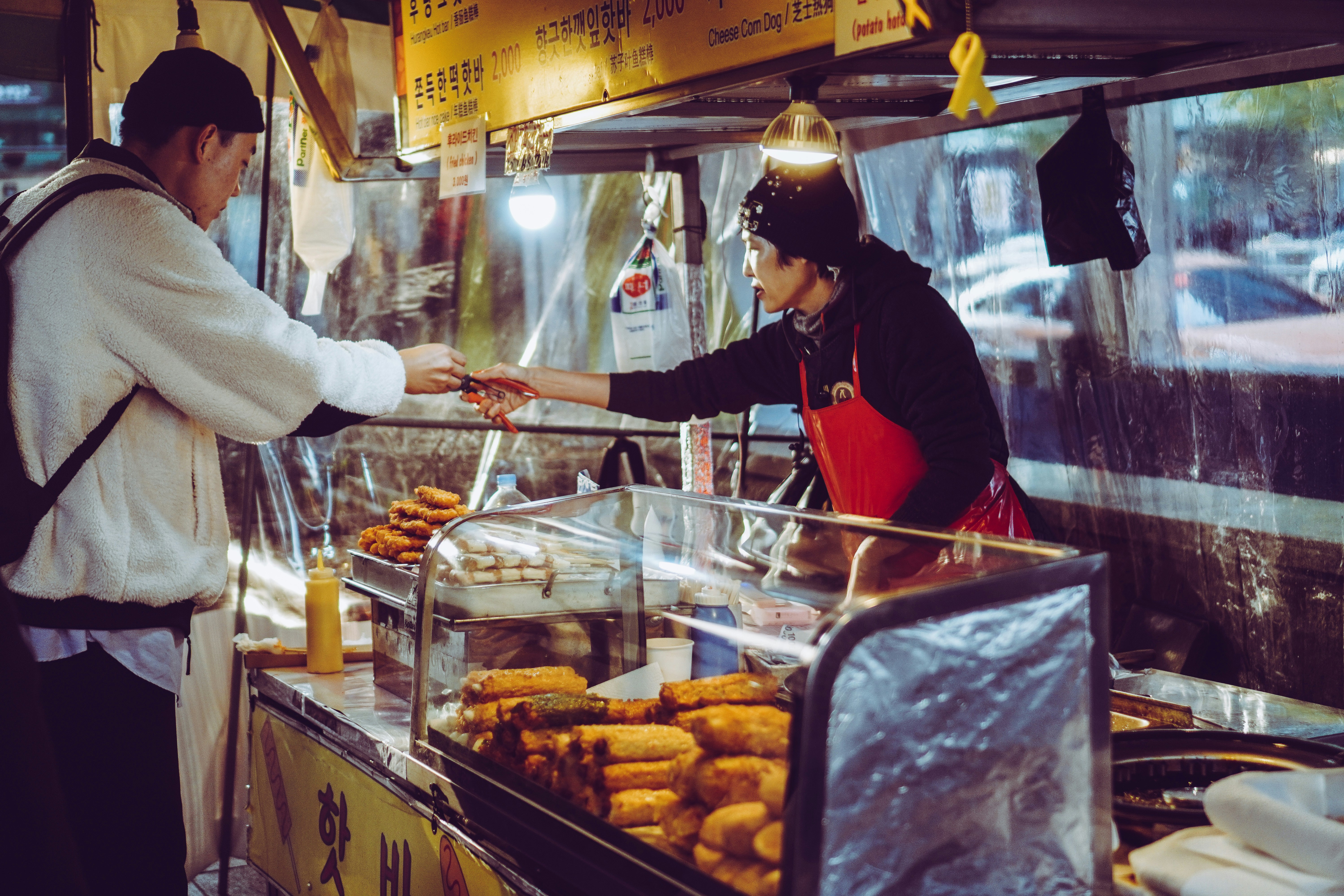 Lok lok truck at night